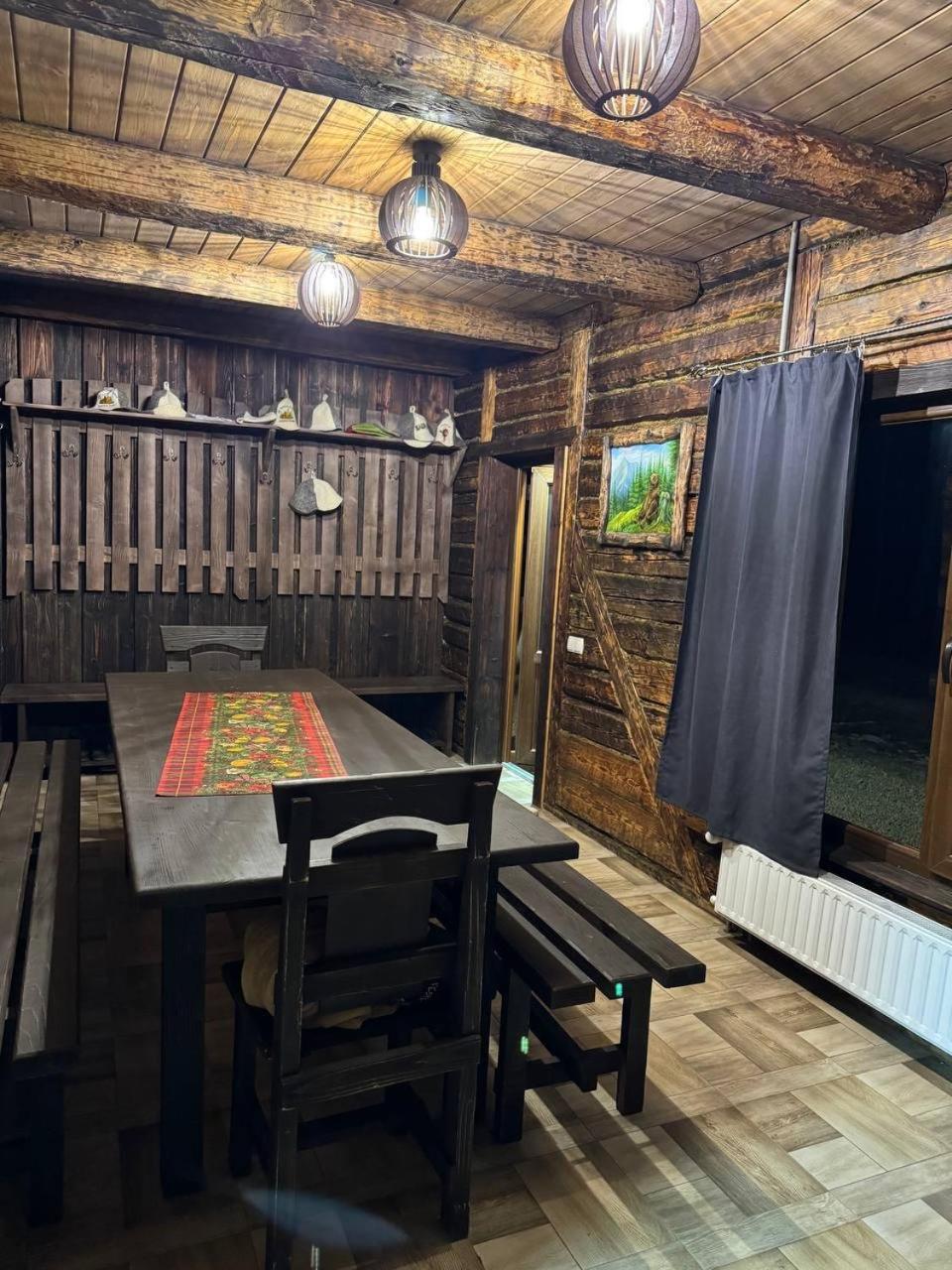 Apartament Карпатська Криївка Jasina Zewnętrze zdjęcie